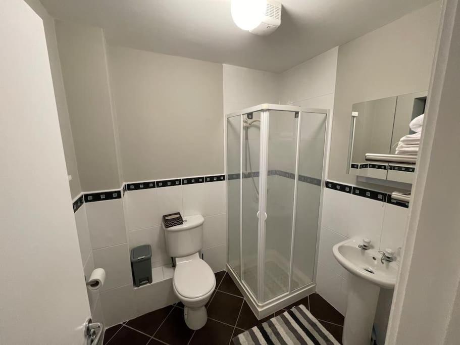 Entire Apartment , Centre Carrick-On-Shannon Exterior photo